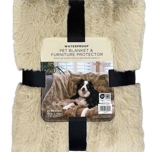 Brentwood Originals Oversized Waterproof Pet Blanket and Furniture Protector